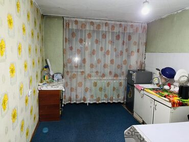 квартира в районе таатан: 1 комната, 40 м², Индивидуалка, 4 этаж, Без ремонта
