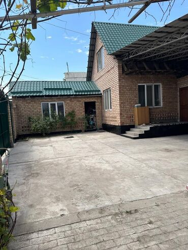 Продажа участков: Дом, 200 м², 7 комнат, Агентство недвижимости, Косметический ремонт