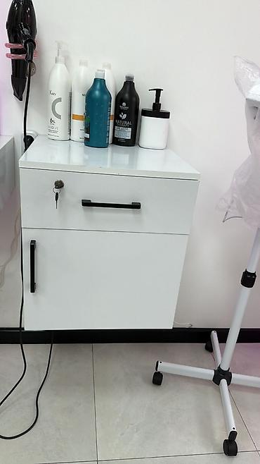 Salon üçün kompakt saxlama şkafı - Rəng: ağ - Material lalafo.az -da Salon üçün kompakt saxlama şkafı - Rəng: ağ - Material