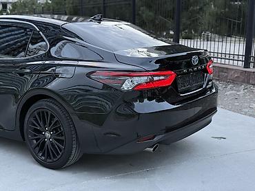 баги: Toyota Camry: 2020 г., 2.5 л, Автомат, Гибрид, Седан — 7