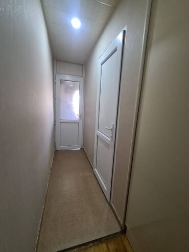 Köhnə tikili: Bakı, 3 otaqlı, Köhnə tikili, m. Qara Qarayev, 72 kv. m — 13