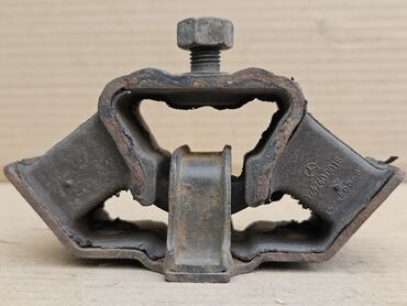 Подушки коробки передач: Подушка коробки передач Mercedes-Benz 1990 г., Б/у, Оригинал, Германия — 4