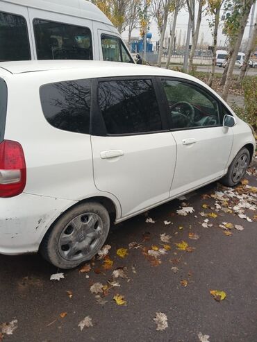 помпа хонда стрим: Сдаю в аренду: Легковое авто, Под такси