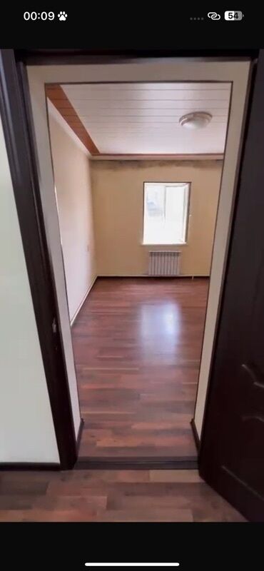 снять комнату на длительный срок: 1 м², Без мебели