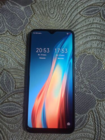 телефон в беловодске: Tecno Spark, цвет - Голубой
