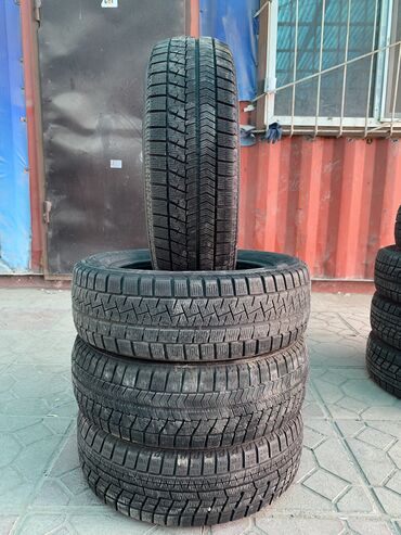 пакршка 15: Шины 185 / 60 / R 15, Зима, Б/у, Комплект, Япония, Bridgestone