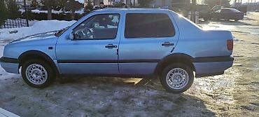 Volkswagen: Volkswagen Vento: 1993 г., 1.8 л, Механика, Бензин, Седан — 4