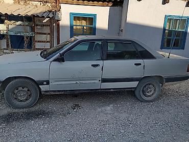 эшик б у: Audi 100: 1990 г., 1.8 л, Кол менен иштөөчү, Бензин, Седан — 4