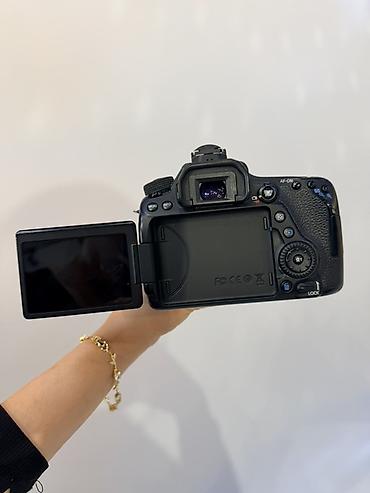canon mf: Canon EOS 80D DSLR fotoaparat + Canon EF 50mm f/1.8 STM obyektiv — 1