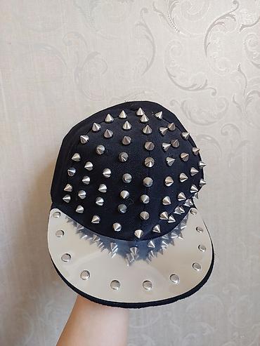 Kişi geyimləri: Metal sünbüllü punk-rock papaq - Rəng: qara - Dizayn: üst hissədə sıx — 2
