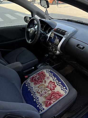 Транспорт: Honda Jazz: 2002 г., Вариатор, Бензин — 8