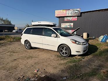 прицеп легкового автомобиля: Toyota Sienna: 2008 г., Газ, Минивэн — 1