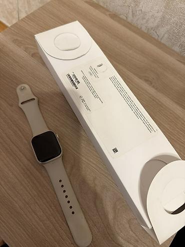 Apple Watch 7 series 
Starlight Aluminium 
41 MM
Original