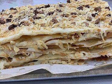 корица: Печем самые вкусные в городе домашние булочки и наполеон . Наша — 5