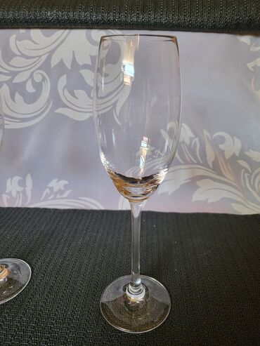 Čaše: Case nove kristal za vino Nachtmann Nemacke iz 80ih. Case su — 11