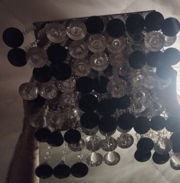 Xalçalar: Çılçıraq, 10 və daha çox lampa, Xrustal
