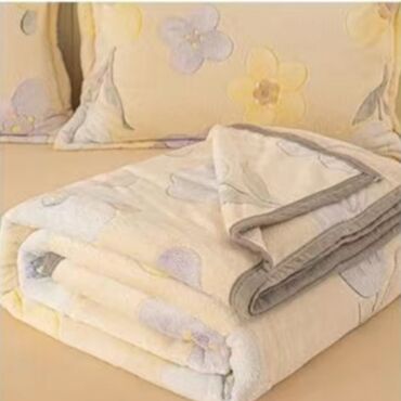 Другой текстиль: Покрывало на кровать с двумя наволочками 50 на70. Велюр, стёганое — 17