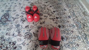 красный женьшень: Продаю перчатки ноговки для тхеквондо ITF