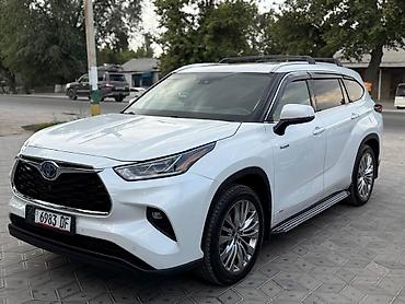byd e6: Toyota Highlander: 2022 г., 2.5 л, Автомат, Гибрид, Кроссовер — 1