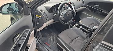 Kia: Kia Ceed: 1.4 l | 2008 il Hetçbek — 4