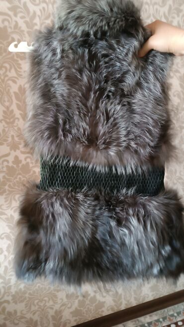 Другие жилеты: Срочно продаю новый модные шикарные прекрасные безрукавки натуральный — 2