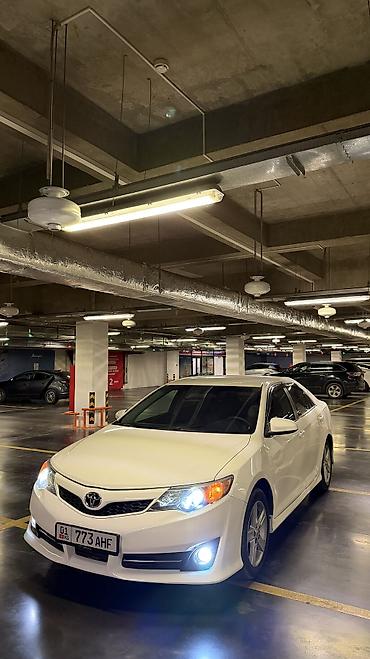 Toyota Camry: 2014 г., 2.5 л, Автомат, Бензин, Седан