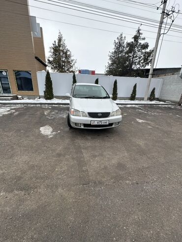 Toyota: Toyota Gaia: 2003 г., 2 л, Автомат, Бензин, Минивэн — 1