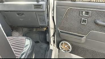 Mitsubishi: Mitsubishi Pajero: 1989 г., 3 л, Механика, Бензин, Внедорожник — 7