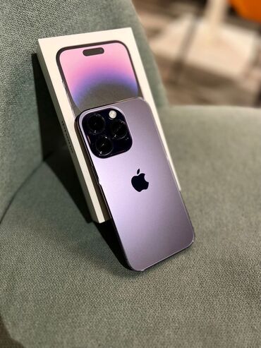 Apple iPhone: IPhone 14 Pro, Б/у, 256 ГБ, Deep Purple, Зарядное устройство, Защитное стекло, Чехол, 83 %