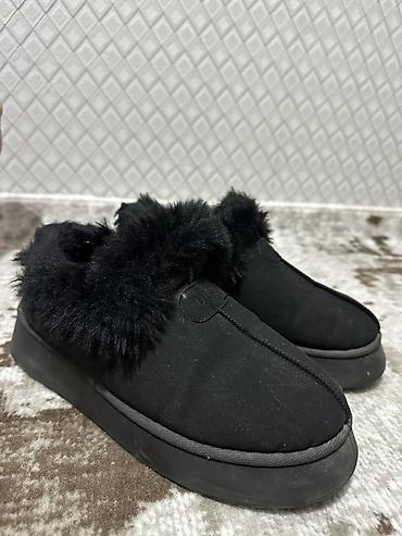 Krasofkalar və idman ayaqqabıları: Maştağadadır Çox az istifadə olunub İçində tam təzəsi də var — 21