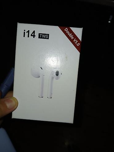 I14 TWS simsiz qulaqlıq Xüsusiyyətlər: - Bluetooth Double V5.0
