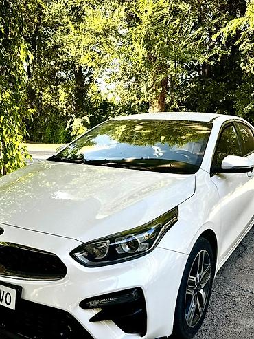 mersedes 212: Kia Ceed: 2019 г., 1.6 л, Вариатор, Бензин, Седан — 4
