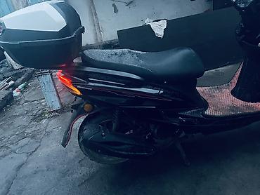 Скутеры: Макси-скутер 160 куб. см, Бензин, Б/у — 9