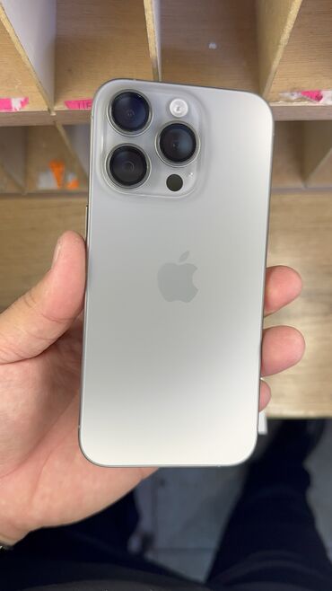 Apple iPhone: IPhone 15 Pro, Б/у, 256 ГБ, Коробка, 90 %