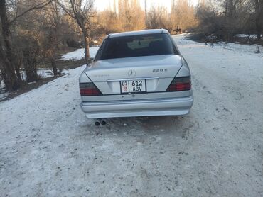 124 ешка 2 2: Mercedes-Benz W124: 1995 г., 2.2 л, Механика, Бензин, Седан