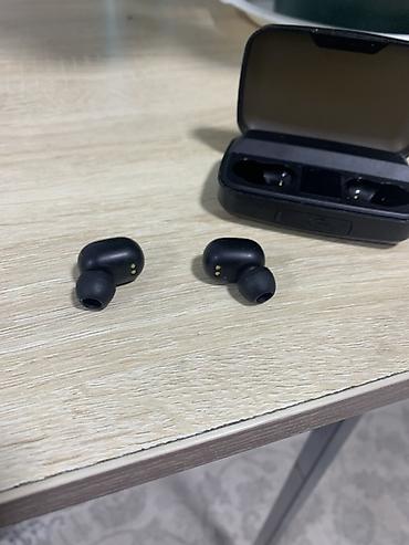 круглый: Air dots Bluetooth‑наушники TWS с зарядным кейсом‑паурбанком — 1