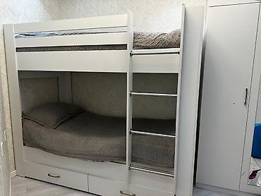 İkimərtəbəli uşaq çarpayıları: Oğlan və qız üçün, Yeni, Çarpayı, Matras ilə, Siyirməli — 5
