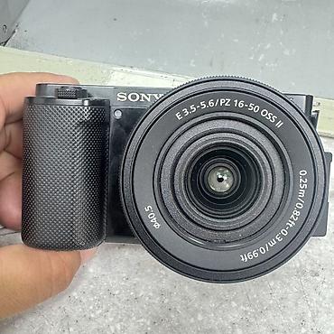 sony a: Sony ZV-E10 + объектив Sony E PZ 16–50mm F3.5–5.6 OSS. В комплекте — 1