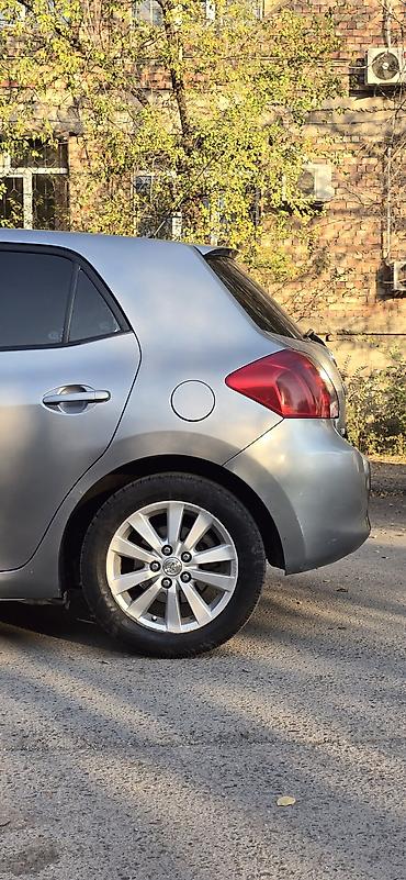 краун 2008: Toyota Auris: 2008 г., 2 л, Механика, Дизель, Хэтчбэк — 9