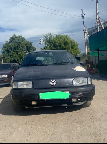 авто сидение: Volkswagen Passat: 1989 г., 1.8 л, Механика, Бензин, Универсал