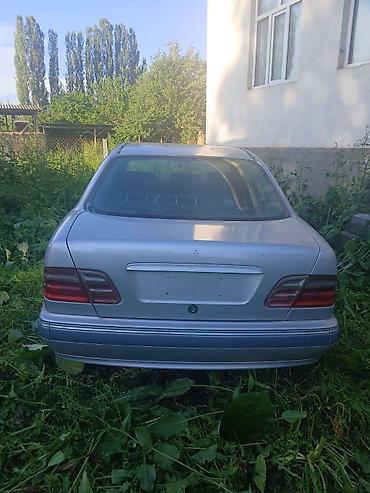 xpeng g3: Mercedes-Benz E-Class: 2000 г., 2.2 л, Механика, Дизель, Седан — 2