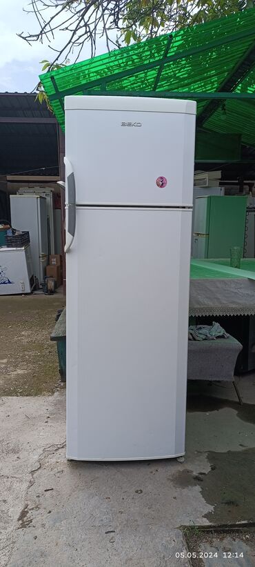 холодильник для кухни: Холодильник Beko, Б/у, Двухкамерный, De frost (капельный), 60 * 185 * 60, С рассрочкой