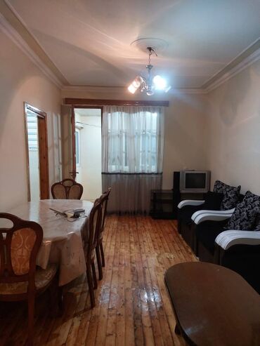 Uzunmüddətli kirayə mənzillər: Yasamal rayonu, 3 Tacın ( TRİ KARONA ) yanında, köhnə tikili, 5 — 1