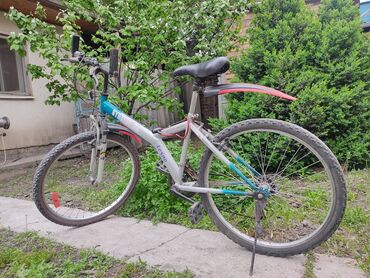 Продаю велосипед В отличном состоянии Корпус алюминиевый лёгкий