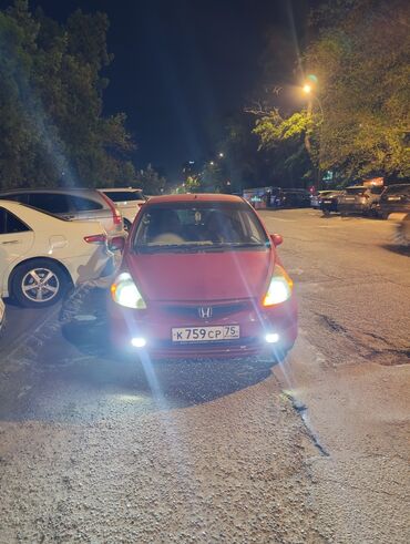 авто крепеж: Honda Fit: 2002 г., 1.5 л, Вариатор, Бензин, Хэтчбэк