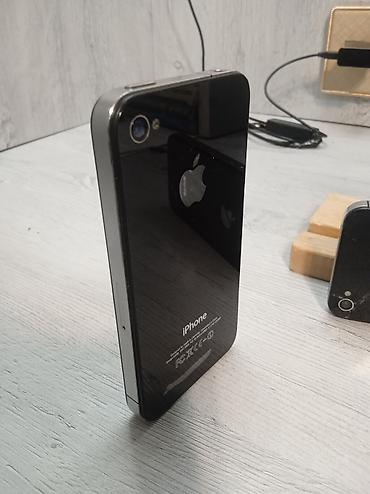 Apple iPhone: IPhone 4S, 16 GB, Qara, Face ID — 7
