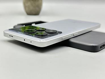 пого х4: Poco X6 Pro 5G, Б/у, 512 ГБ, цвет - Серый, 2 SIM — 2