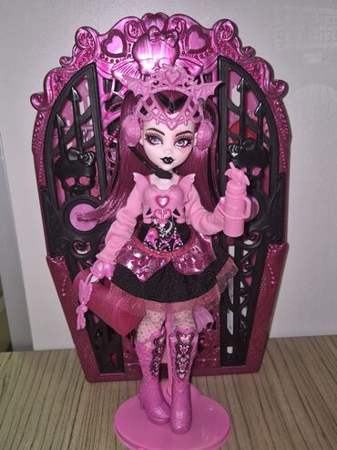 oyuncaqlar alemi: Monster high g3 kuklalar. Şkaflar və bütün aksesuarları yerindədir