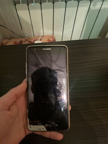 lg h815 g4 genuine leather black: LG K8 2017, 32 GB, rəng - Qızılı, Qırıq, İki sim kartlı, Sensor