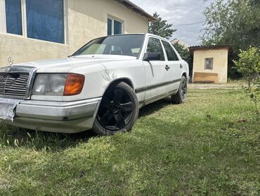 mercedes benz купе: Mercedes-Benz E-Class: 1989 г., 2.3 л, Механика, Бензин, Седан